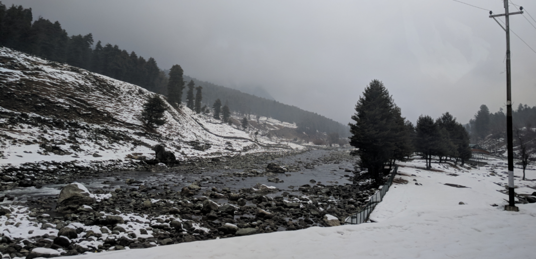 pahalgam snow 